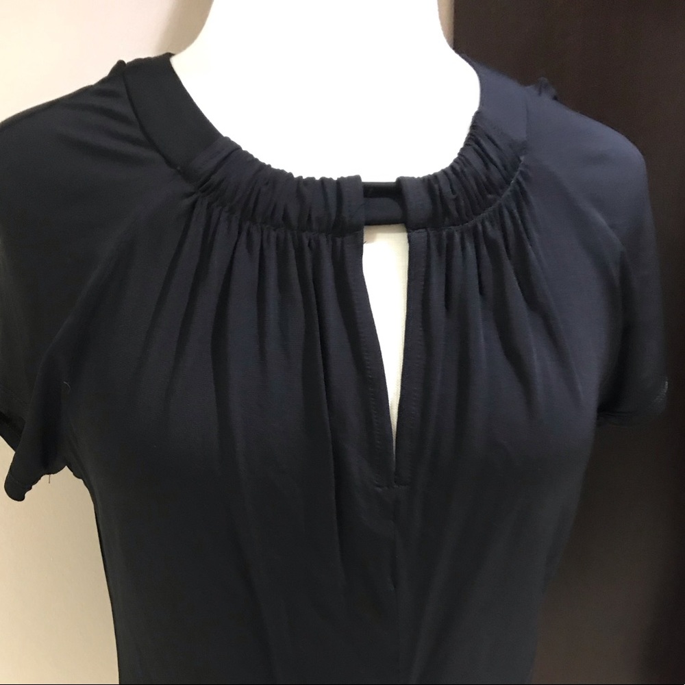 Etcetera Keyhole Top - Picture 2 of 4
